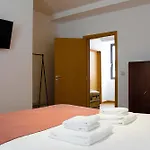 Casa De *