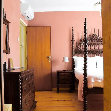 Casa De *